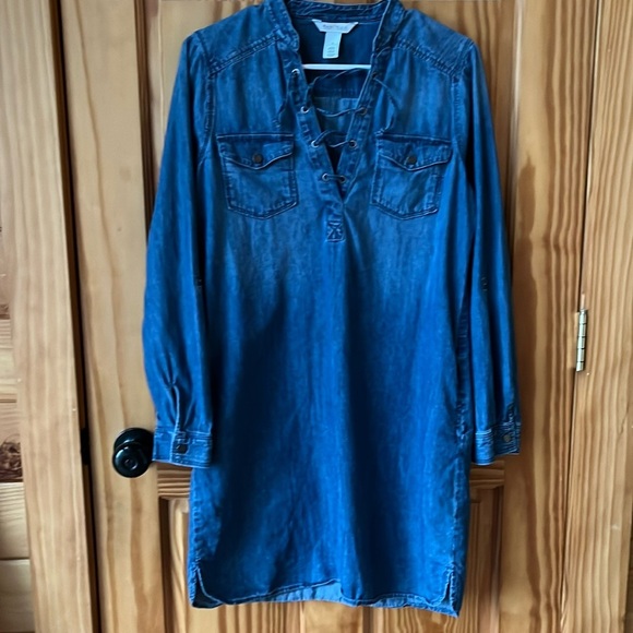 WHBM Denim Dress  - Size 4 - Picture 2 of 11